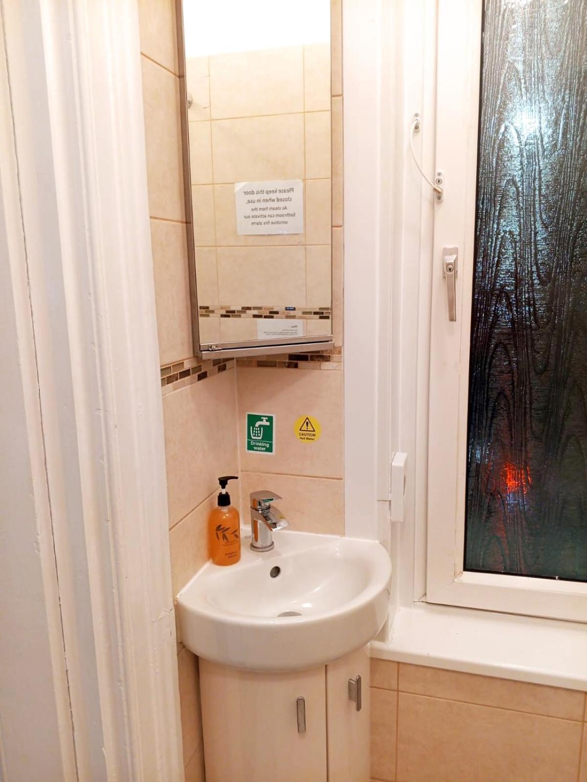 Victorin House - Are En-suite Hotel Portsmouth